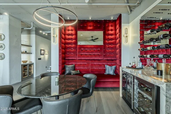$1,499,000 | 2211 East Camelback Road, Unit 605, Phoenix, AZ 85016