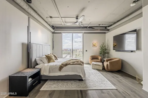 $1,499,000 | 2211 East Camelback Road, Unit 605, Phoenix, AZ 85016
