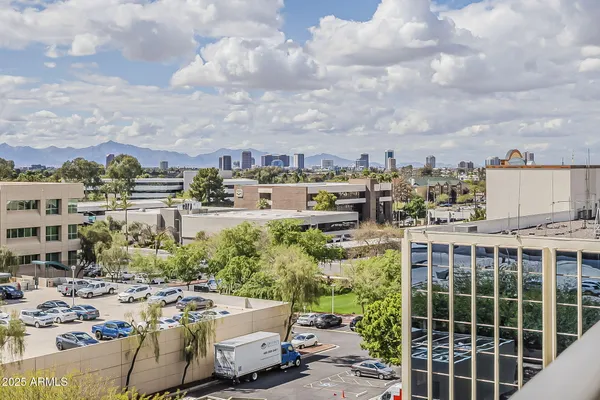 $1,499,000 | 2211 East Camelback Road, Unit 605, Phoenix, AZ 85016
