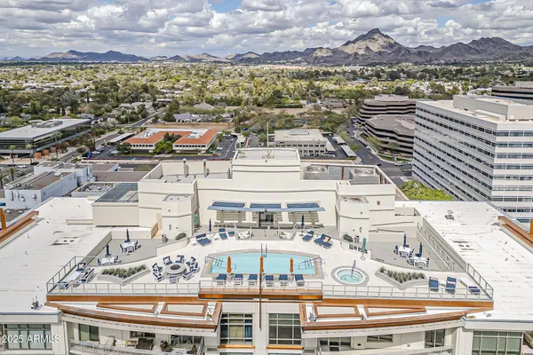 $1,499,000 | 2211 East Camelback Road, Unit 605, Phoenix, AZ 85016
