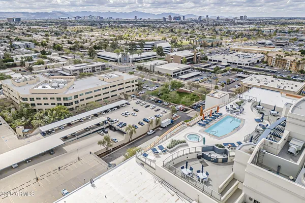 $1,499,000 | 2211 East Camelback Road, Unit 605, Phoenix, AZ 85016