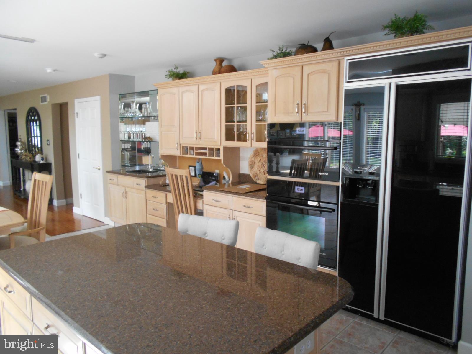 10 Royal Court Reading, PA 19607 - Photo 18 of 36 Kitchen