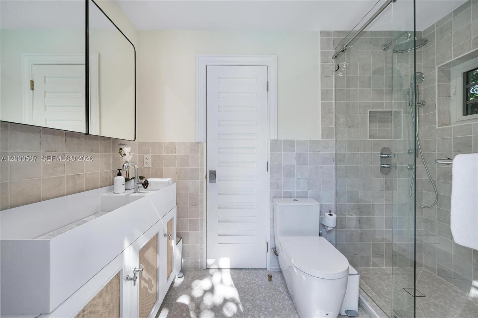 909 Roderigo Avenue Coral Gables, FL 33134 - Photo 29 of 34 Photo 29