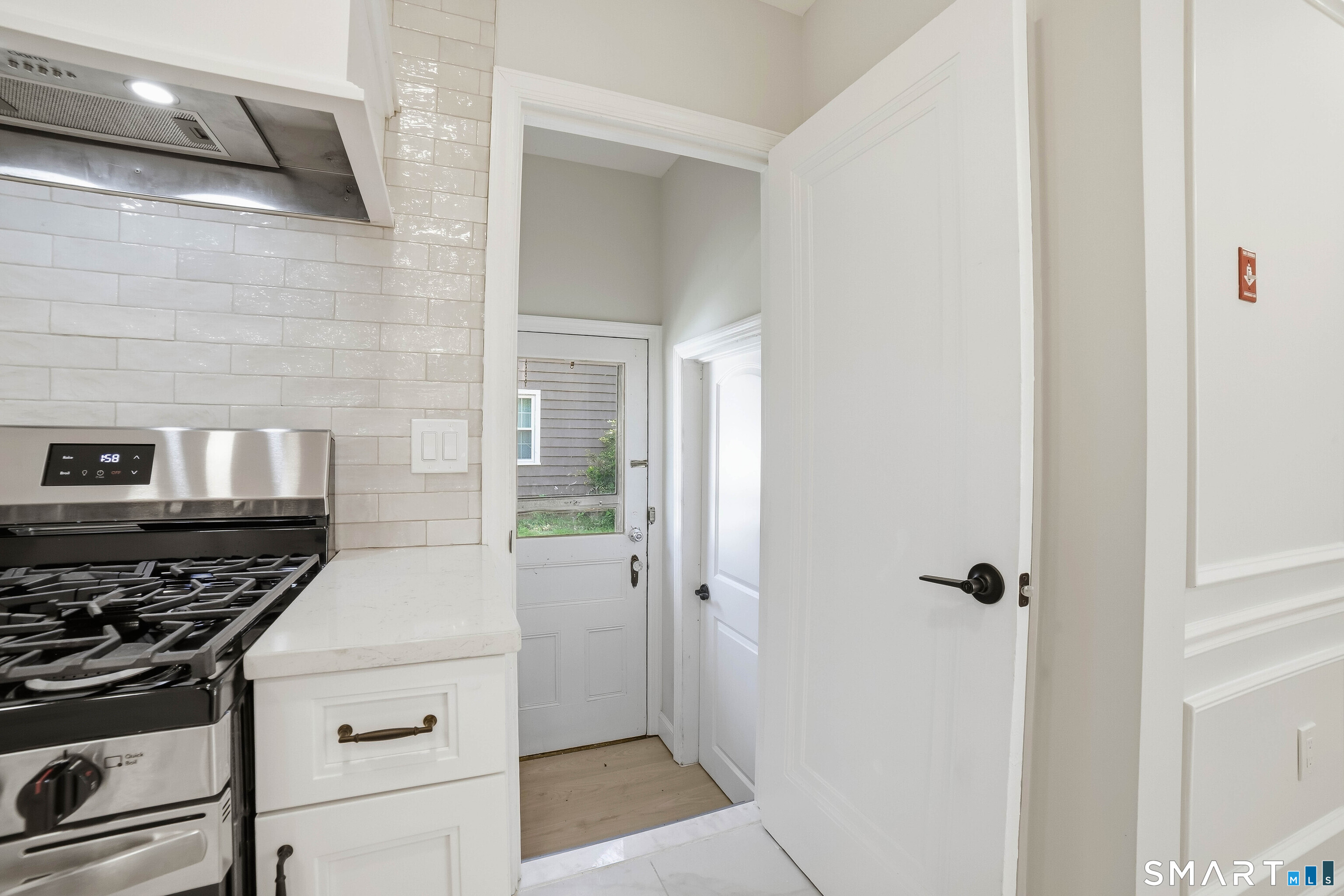 210 Colony Road New Haven, CT 06511 - Photo 16 of 36