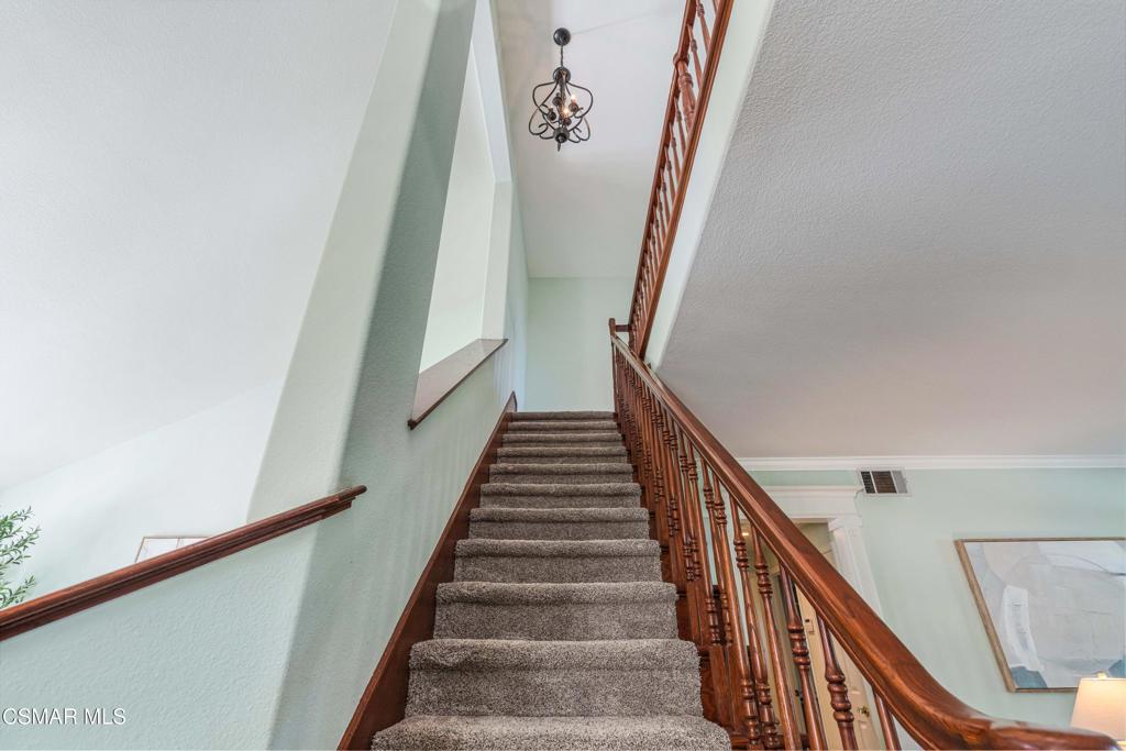 637 Bluegrass Street Simi Valley, CA 93065 - Photo 38 of 67 a view of entryway