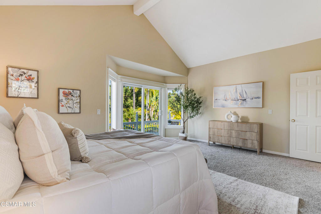 637 Bluegrass Street Simi Valley, CA 93065 - Photo 40 of 67 a bedroom with furniture and a large window