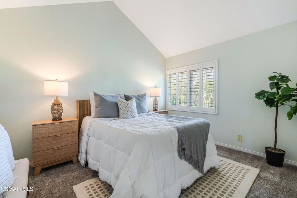 637 Bluegrass Street Simi Valley, CA 93065 - Photo 45 of 67 a bedroom with a bed and a window