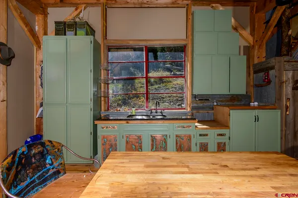 $1,100,000 | 19000 Hinsdale County 30 Road, Lake City, CO 81235