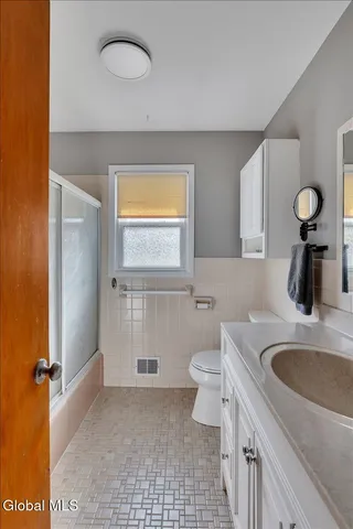 $275,000 | 109 Van Buren Road, Glenville, NY 12302