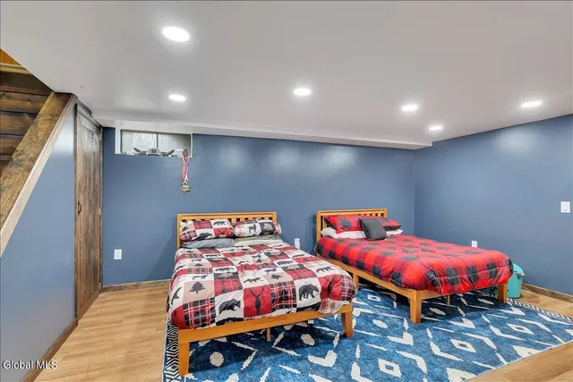 $275,000 | 109 Van Buren Road, Glenville, NY 12302