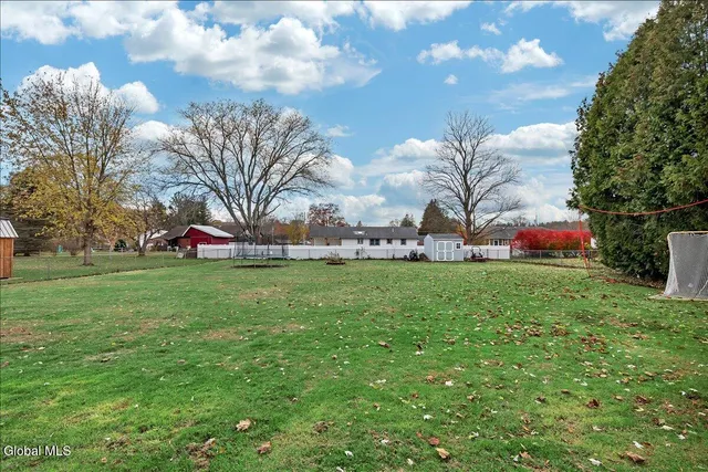 $275,000 | 109 Van Buren Road, Glenville, NY 12302