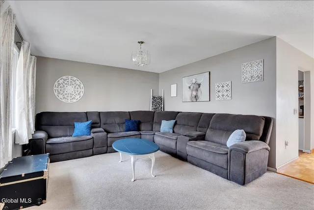 $275,000 | 109 Van Buren Road, Glenville, NY 12302