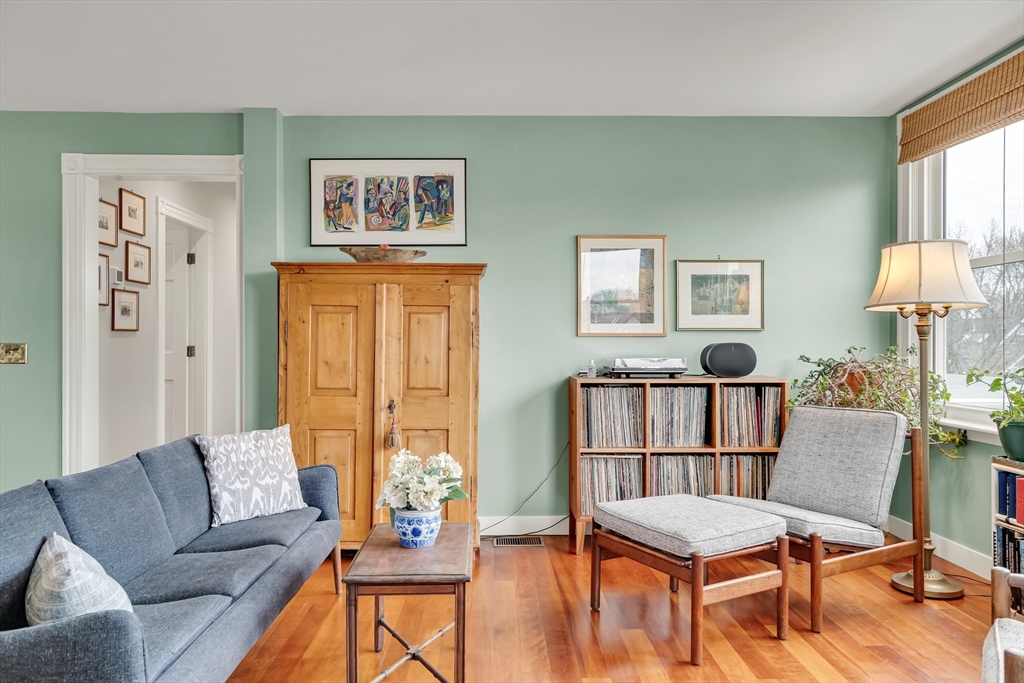 66 Reed St Court, Unit 3 Cambridge, MA 02140 - Photo 2 of 41