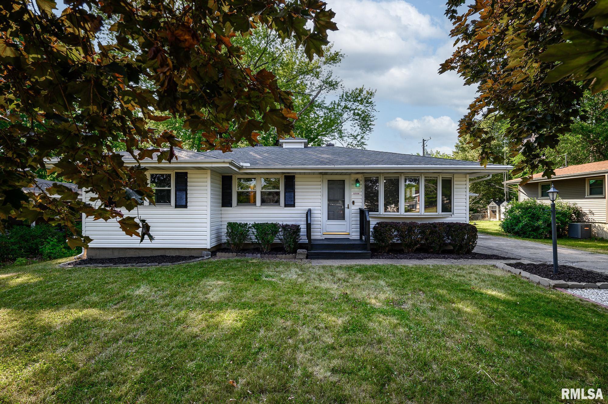 5709 North Hamilton Road Peoria, IL 61614 - Photo 1 of 30 Gallery Image 1