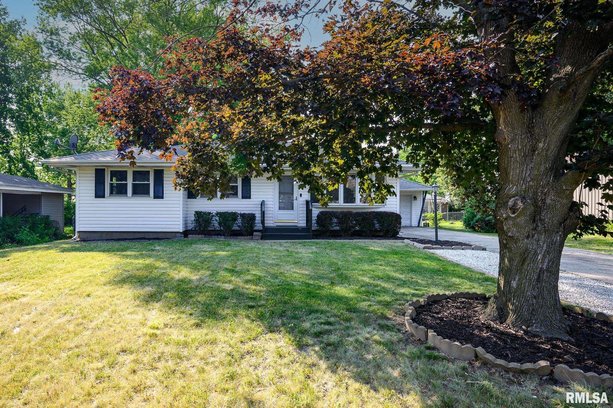 5709 North Hamilton Road Peoria, IL 61614 - Photo 2 of 30 Gallery Image 2