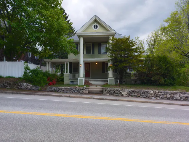 $229,000 | 325 Court Street, Auburn, ME 04210