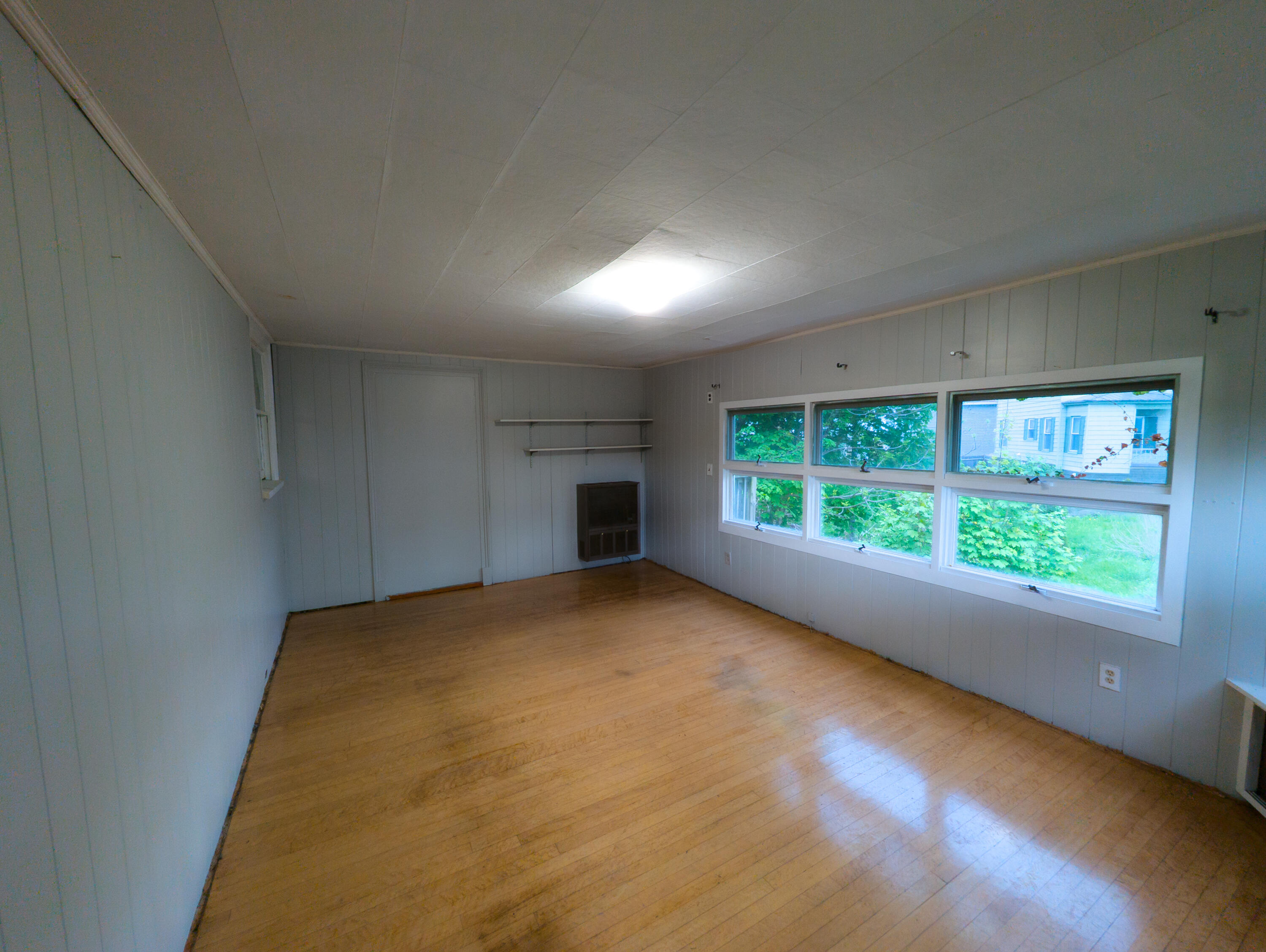 325 Court Street Auburn, ME 04210 - Photo 20 of 64 22 - Indoor Office