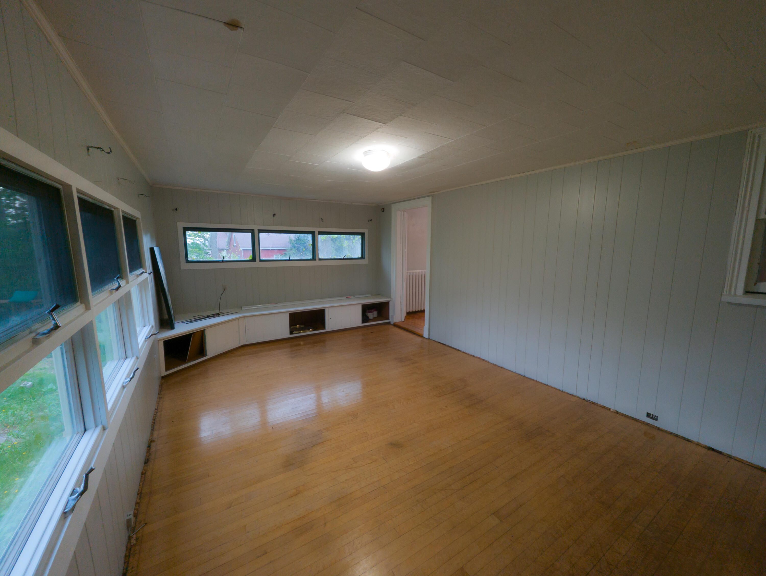 325 Court Street Auburn, ME 04210 - Photo 22 of 64 24 - Indoor Office