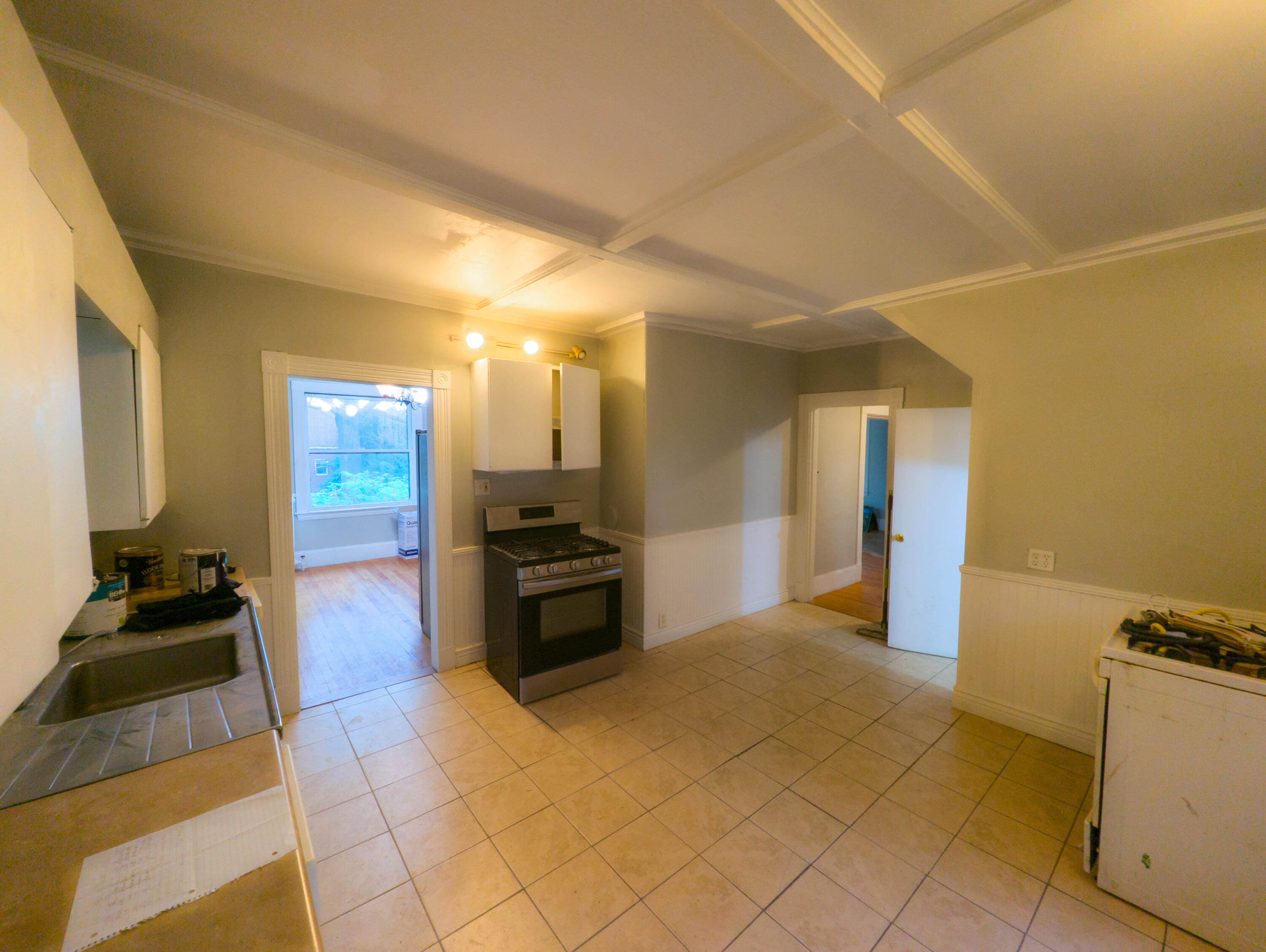 325 Court Street Auburn, ME 04210 - Photo 25 of 64 27 - Indoor Kitchen