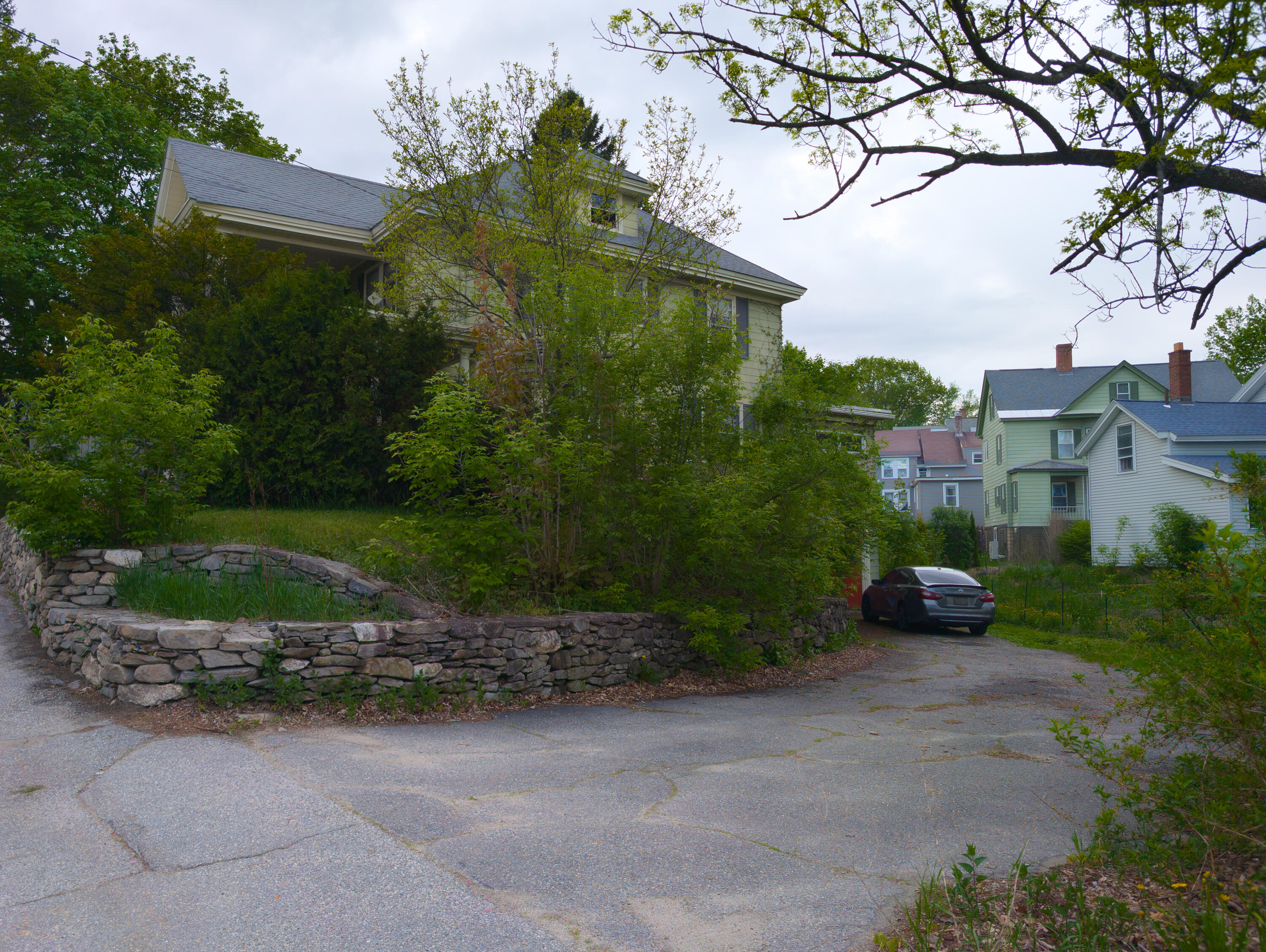 325 Court Street Auburn, ME 04210 - Photo 9 of 64 03 - Outdoor Driveway