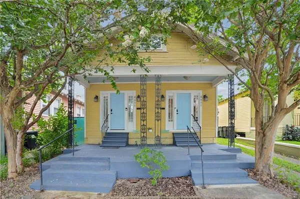 $335,000 | 8633-35 South Claiborne Avenue, New Orleans, LA 70118