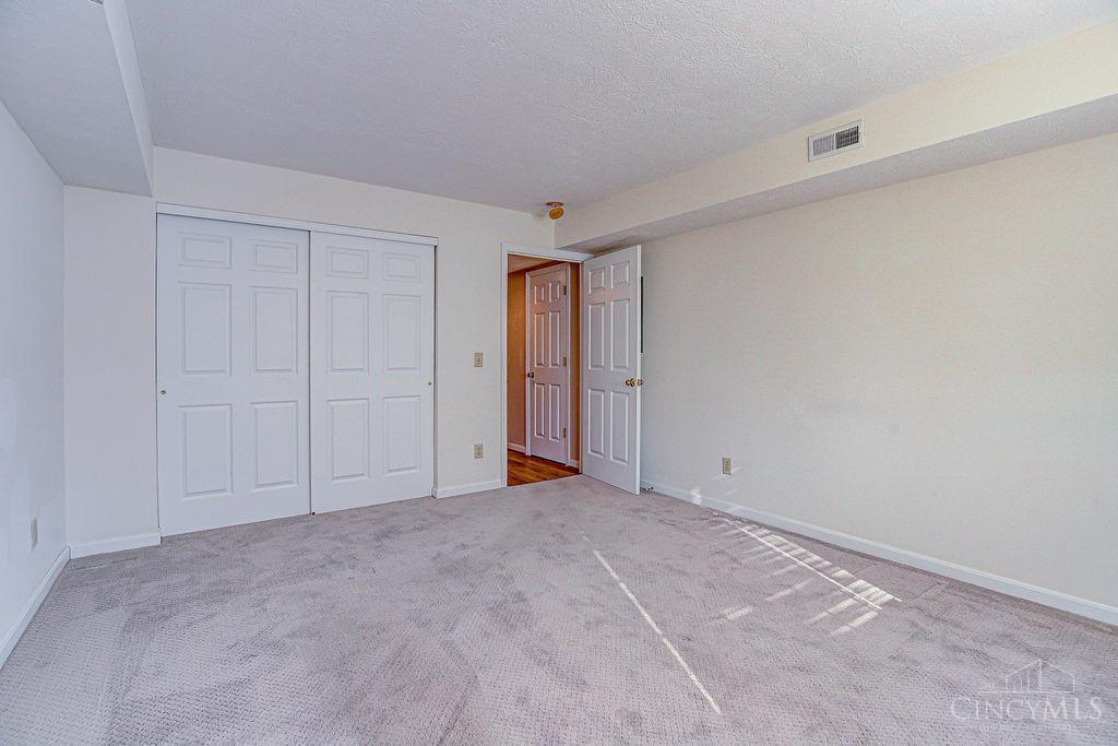 827 Neeb Road, Unit 1 Cincinnati, OH 45233 - Photo 17 of 24 Gallery Image 17