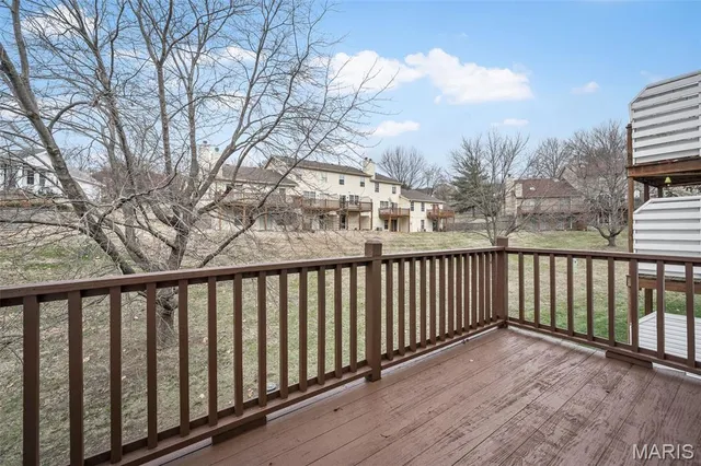 $260,000 | 11920 Autumn Lakes Drive, Maryland Heights, MO 63043