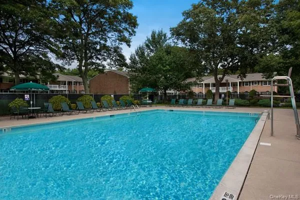 $2,280 | 111 College Road, Unit 12O, Selden, NY 11784
