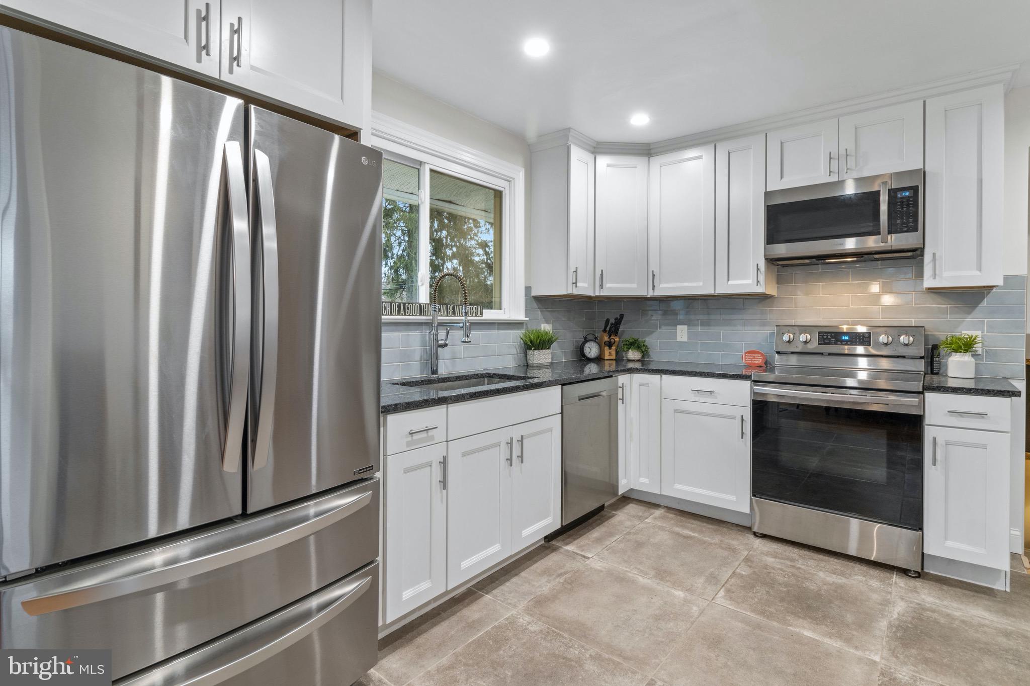 3 Spring Lane Yardley, PA 19067 - Photo 10 of 38 Kitchen