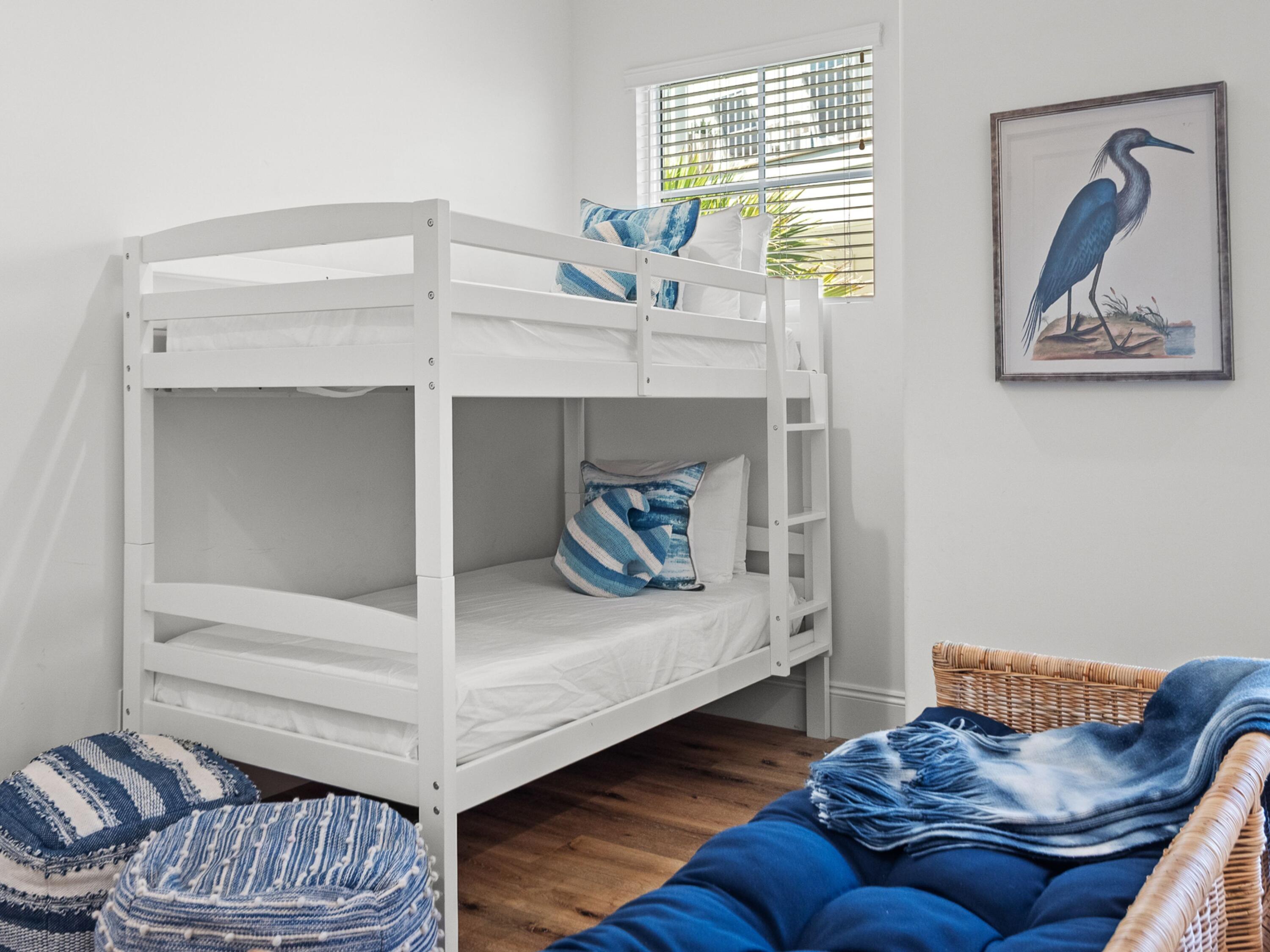 50 Camelot Lane Santa Rosa Beach, FL 32459 - Photo 25 of 39 a living room with furniture and a window