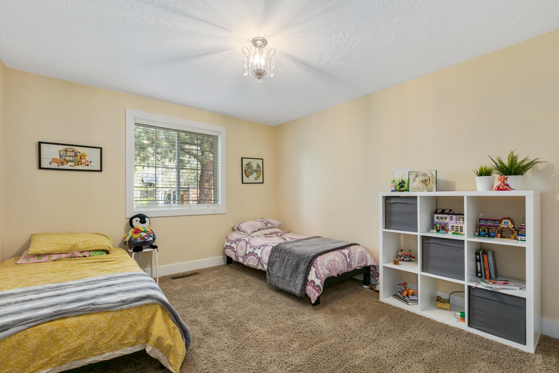 20222 Star Ridge Court Bend, OR 97703 - Photo 13 of 18 Bedroom #3
