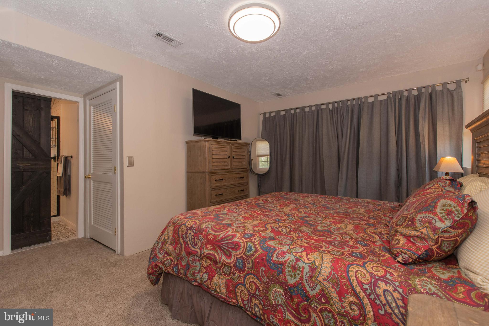 8035 Pine Ridge Road Pasadena, MD 21122 - Photo 14 of 46 Gallery Image 14
