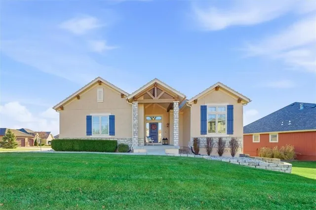 $599,950 | 14119 Merion Court, Basehor, KS 66007