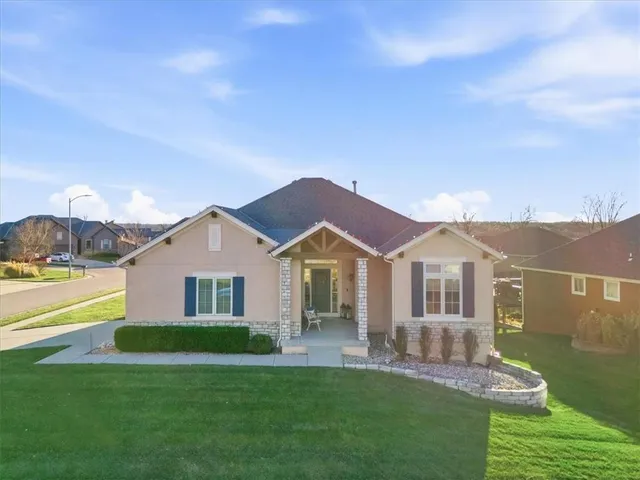 $599,950 | 14119 Merion Court, Basehor, KS 66007