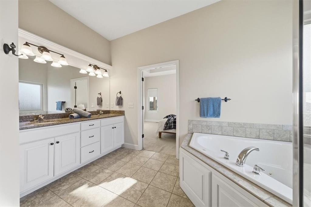 14119 Merion Court Basehor, KS 66007 - Photo 25 of 58