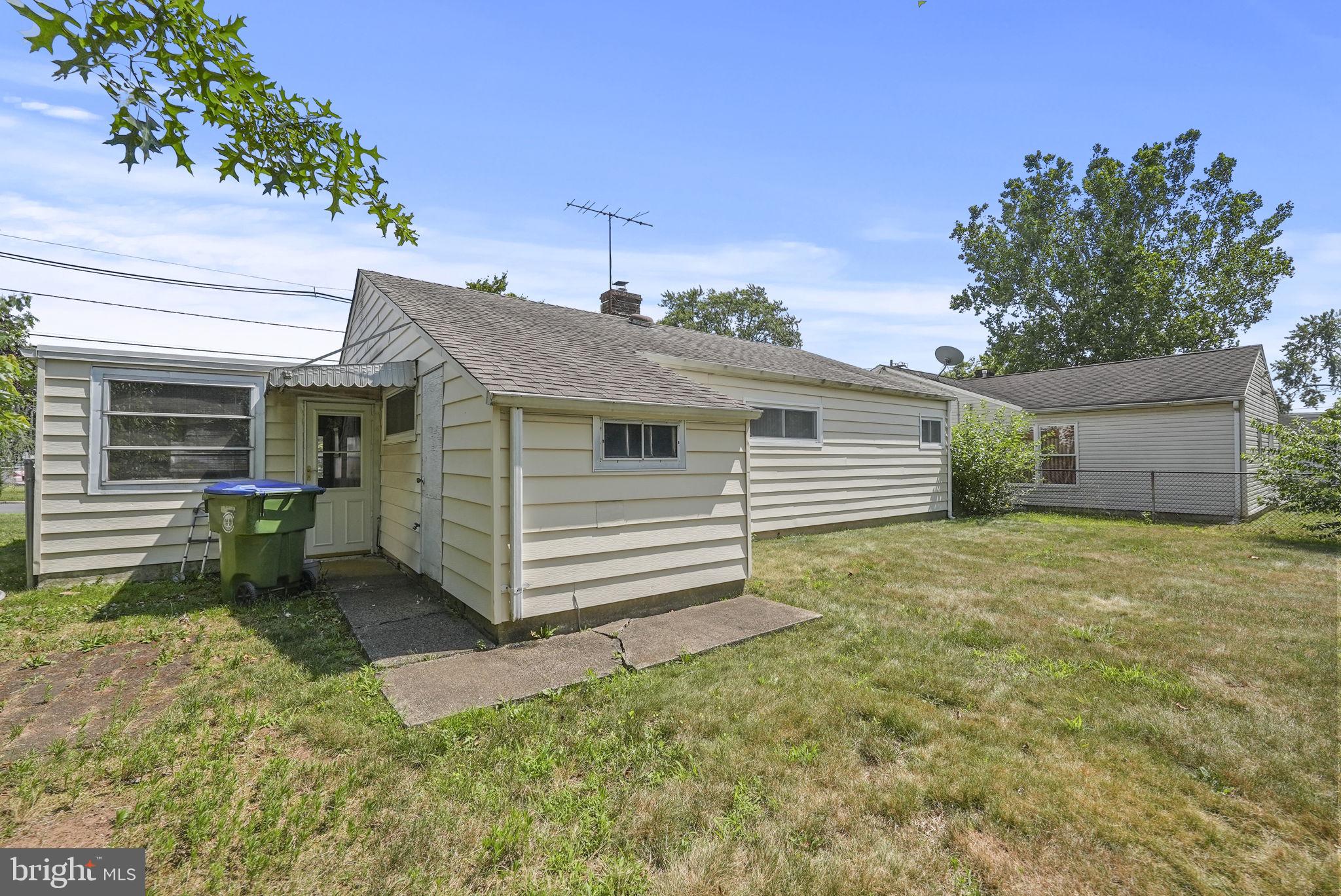 176 Winthrop Road Edison, NJ 08817 - Photo 17 of 21