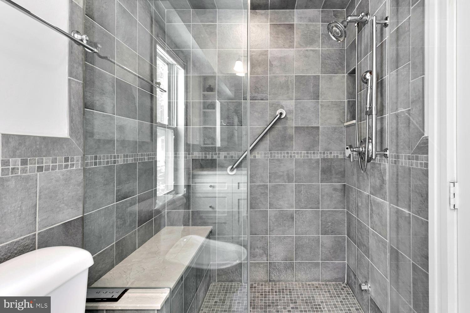 2429 Everton Road Baltimore, MD 21209 - Photo 21 of 46