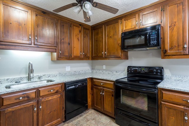 1031 Ashley Hall Road Macon, GA 31210 - Photo 5 of 43 Additional Photo