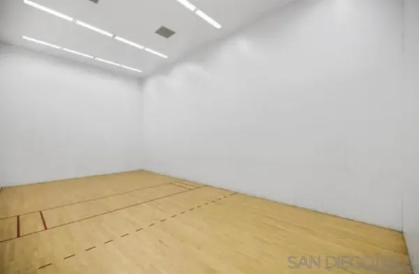 $3,095 | 5865 Friars Road, Unit 3114, San Diego, CA 92110