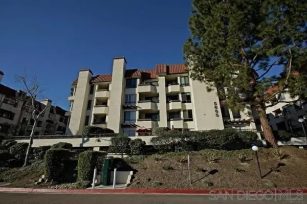 $3,095 | 5865 Friars Road, Unit 3114, San Diego, CA 92110
