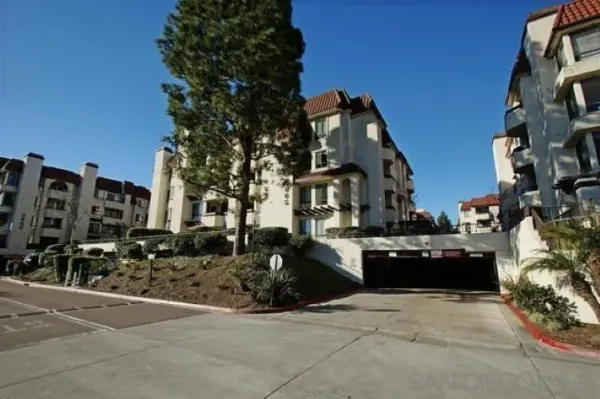 $3,095 | 5865 Friars Road, Unit 3114, San Diego, CA 92110