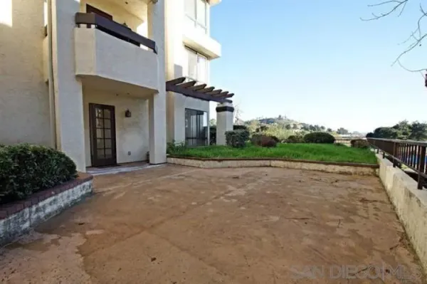 $3,095 | 5865 Friars Road, Unit 3114, San Diego, CA 92110