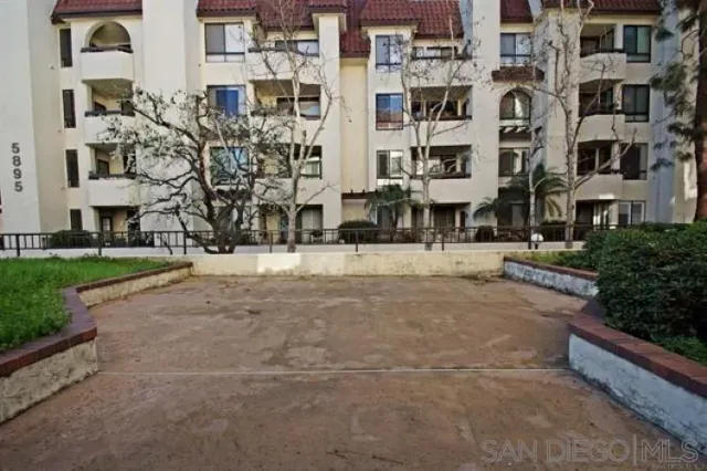 $2,895 | 5865 Friars Road, Unit 3114, San Diego, CA 92110