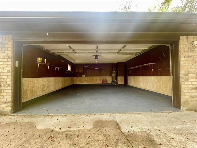 9530 Cumberland Drive Beaumont, TX 77708 - Photo 10 of 21 2 Car Garage