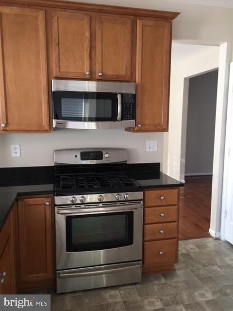2693 Maple Ridge Drive Woodbridge, VA 22192 - Photo 13 of 24