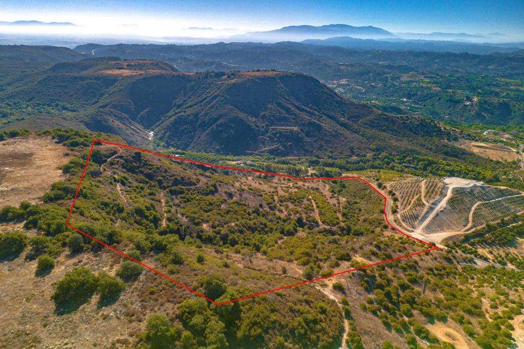 27 El Calamar Road Temecula, CA 92590 - Photo 32 of 33 a view of outdoor space and mountain view