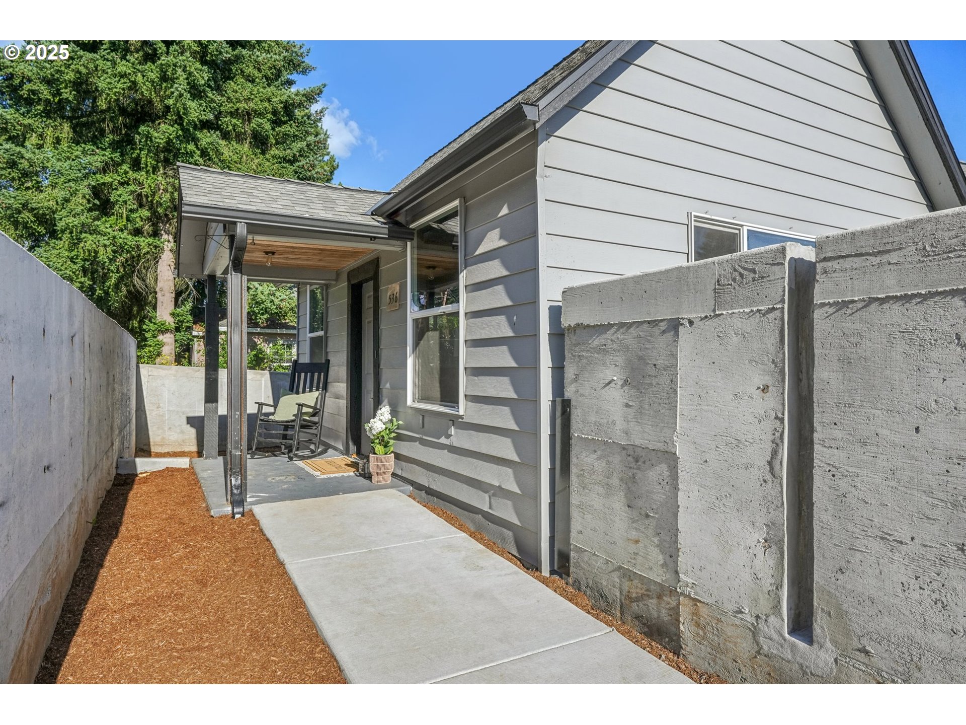 536 Northwest 10th Avenue Camas, WA 98607 - Photo 2 of 44