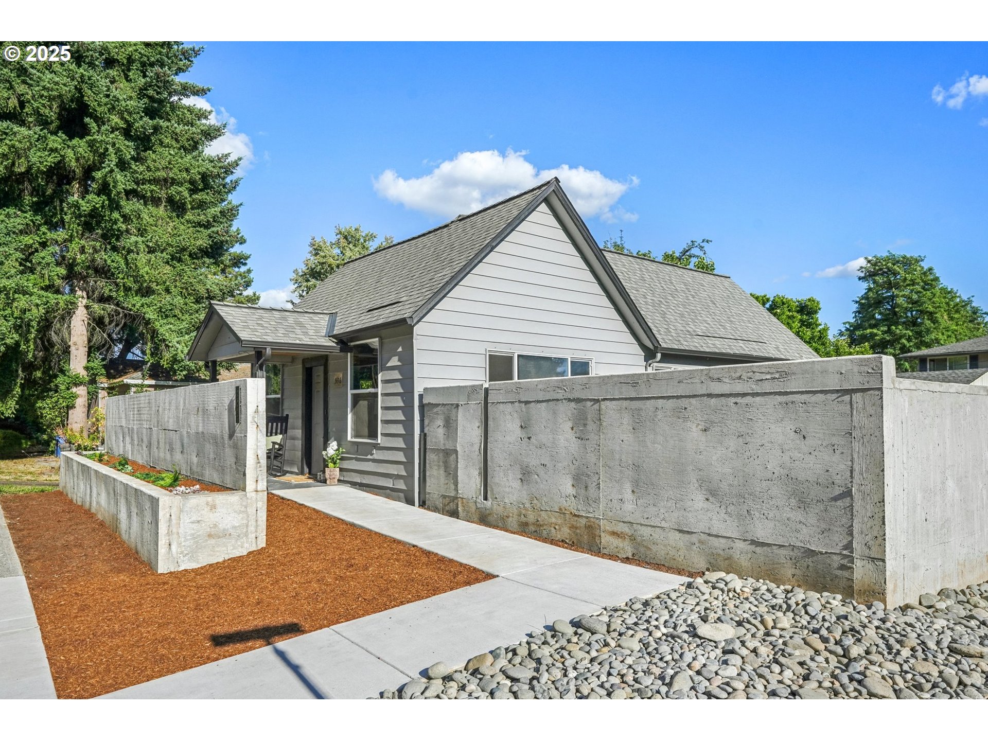 536 Northwest 10th Avenue Camas, WA 98607 - Photo 3 of 44