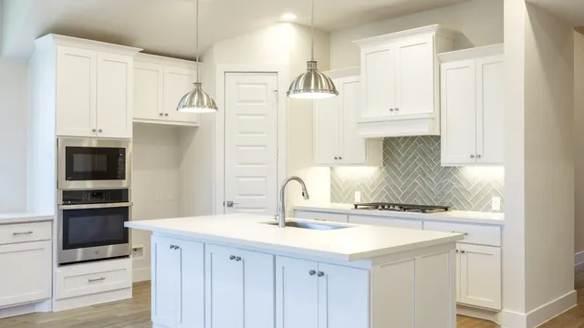 $584,900 | 208 Meadow Beauty Lane, Georgetown, TX 78633