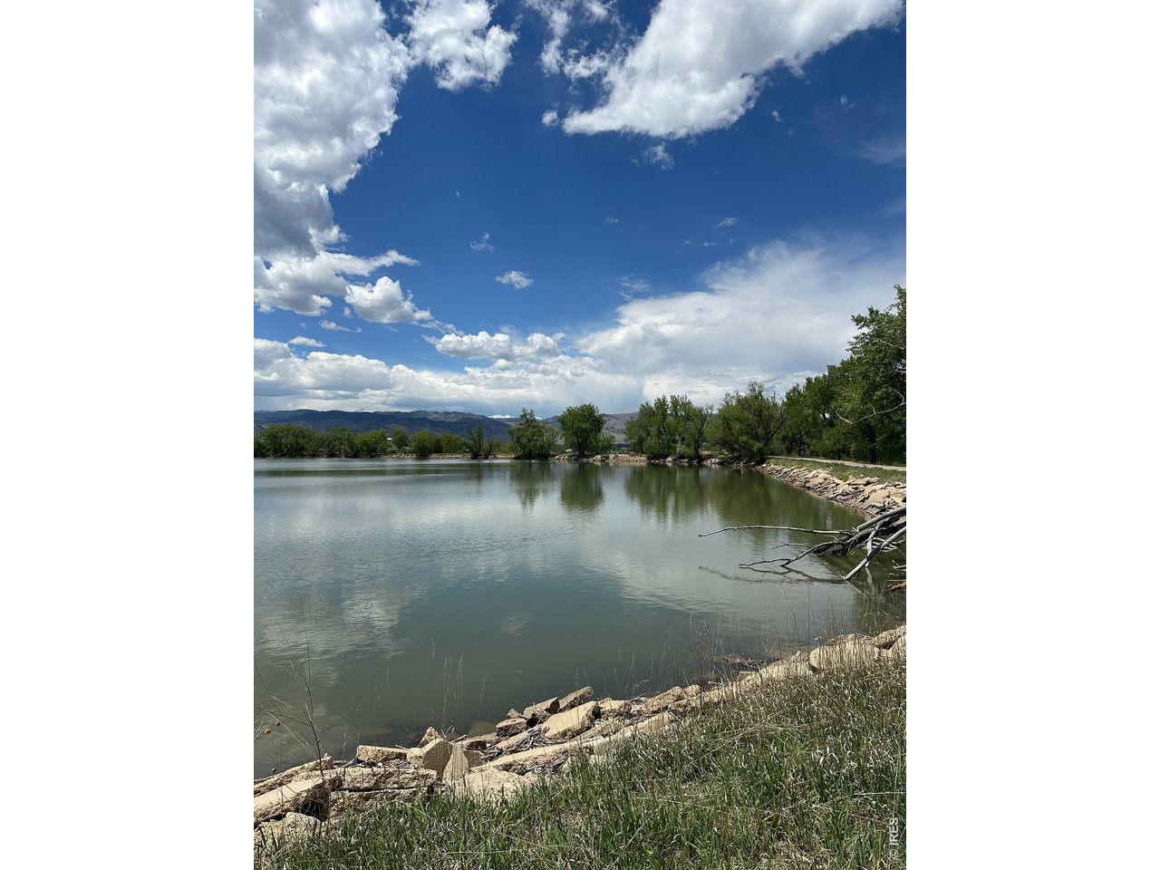 4985 Twin Lakes Road, Unit 94 Boulder, CO 80301 - Photo 27 of 29 The Twin Lakes are a wildlife refuge for animals and birds.